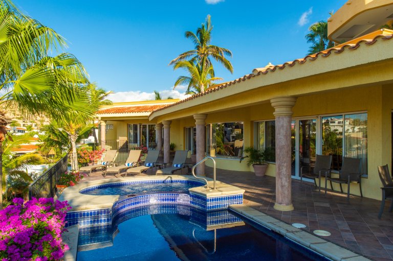 Cabo Villa Bougainvillea